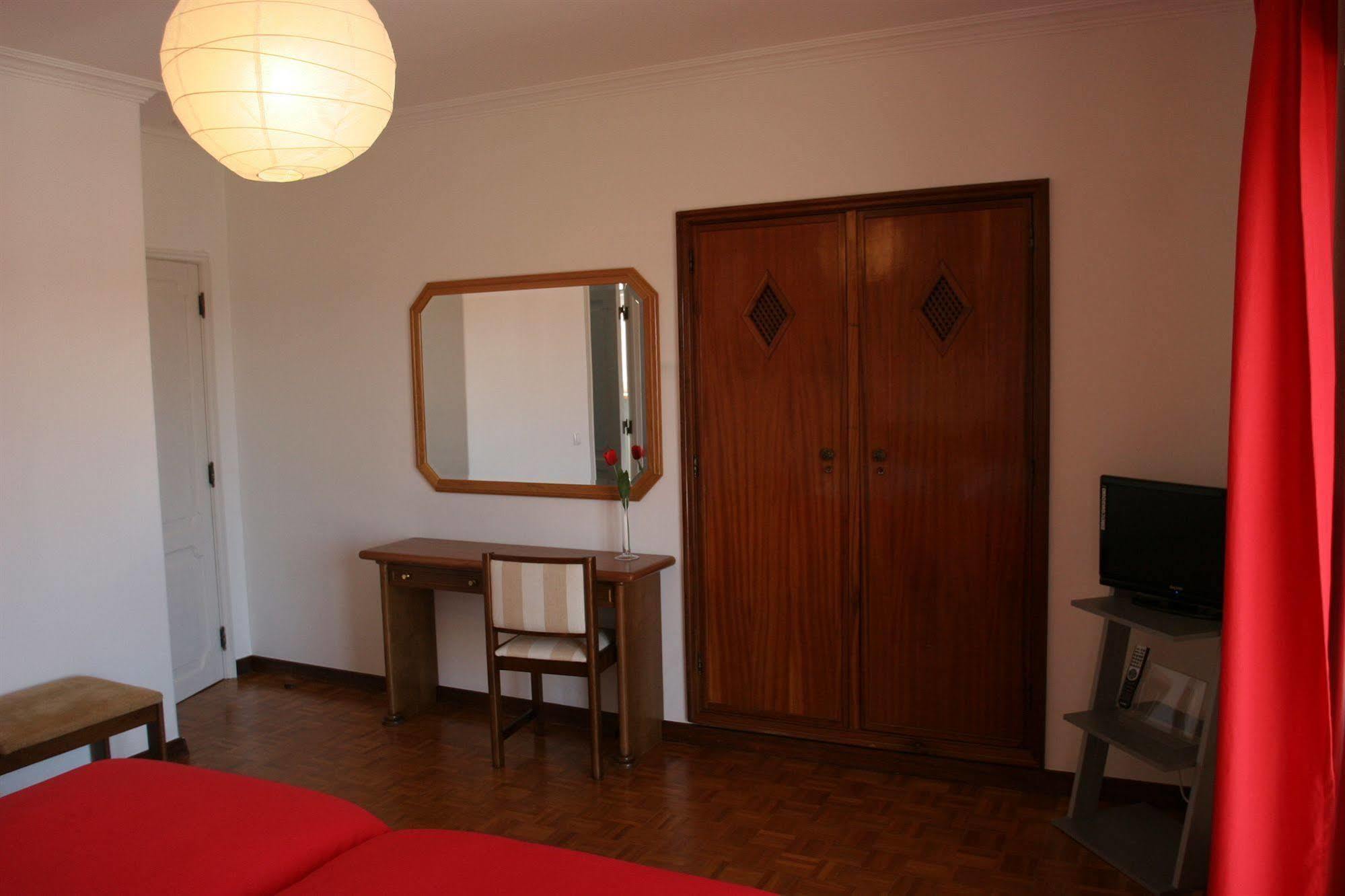 קסקאיס Guincho Wind Factory Guest House מראה חיצוני תמונה
